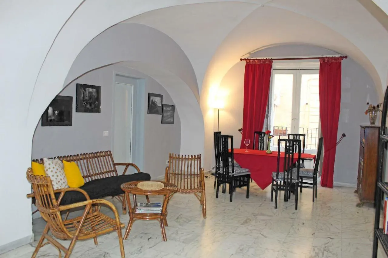 Manganelli Apartment - Catania Centro Storico